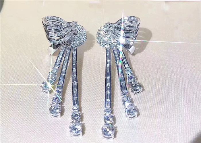 High End Personalized  18K White Gold Diamond Earrings For Women