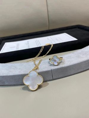 Katı 18k altın özelleştirilebilir Custom Brand Mücevher Mücevher Fabrikası Çin