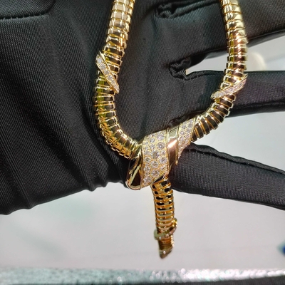 Serpenti 18 Kt Sarı Altın Kolye Set Demi Pavé Elmaslar Ve Siyah Onyx Gözler 18Kt Altın Yüksek Mücevher