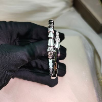 Kişiselleştirilmiş 18k Altın Mücevherler Uzun süreli güzellik için yüksek kaliteli Beyaz Altın özelleştirme