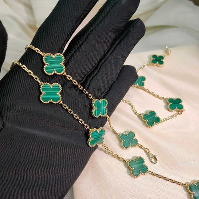 Vintage Özel Yapım Takı Çerçeve Ayarı Vintage Alhambra bileklik, 5 motif 18K sarı altın
